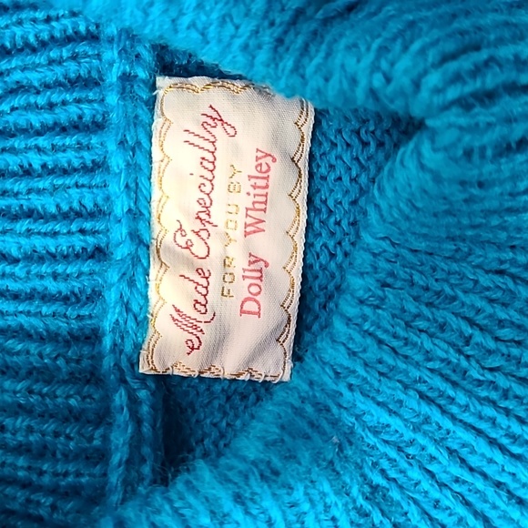 Handknit Mock Neck Sweater - Picture 6 of 9